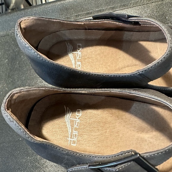 Dansko Womens Taupe Closed Toed Heels - Picture 2 of 5